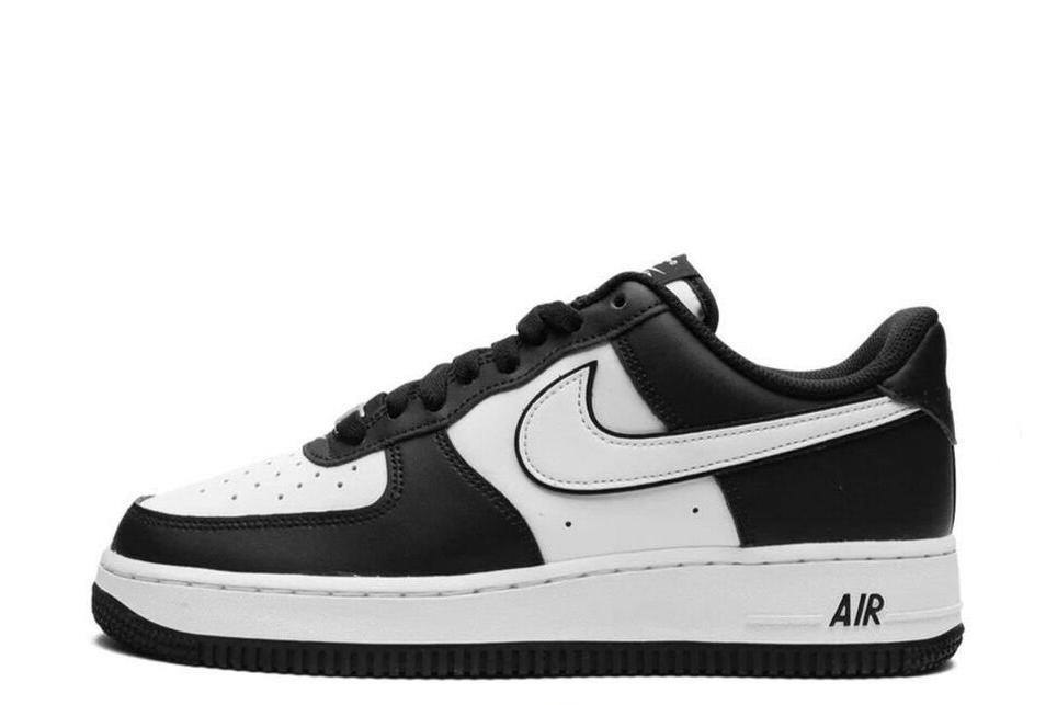 AIR FORCE 1 LOW “PANDA”