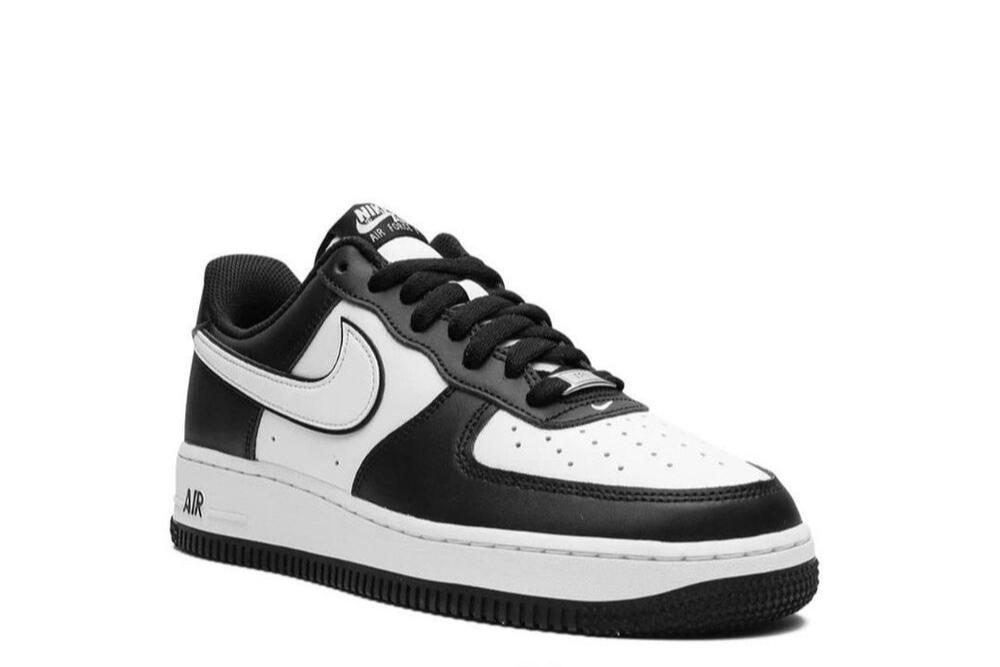 AIR FORCE 1 LOW “PANDA”